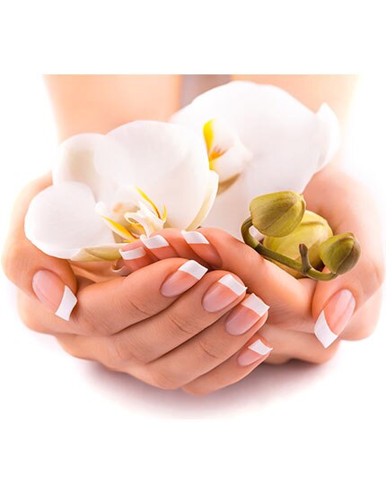 different ways to rock white manicure 430x550 different ways to rock white manicure 430x550