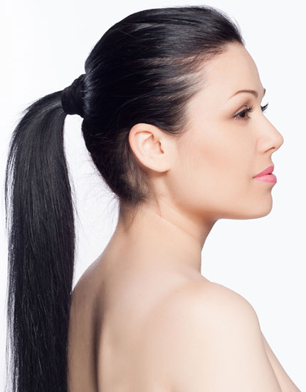 bold beauty trends to try silver hair 430x550 bold beauty trends to try silver hair 430x550