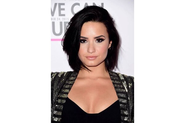 Barely-there brow Barely-there brow