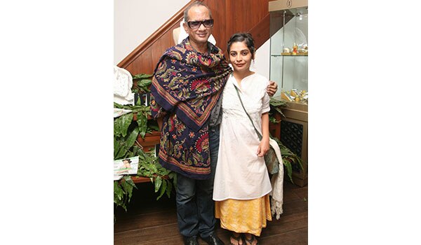 GO ECO-CHIC WITH ORGANIC FASHION