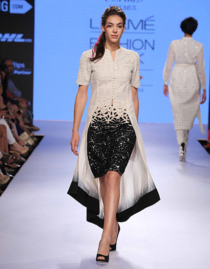 harpers bazaar mulmul project wardrobe must haves 430x550 harpers bazaar mulmul project wardrobe must haves 430x550