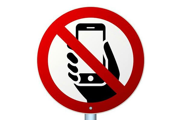 Use objects that your phone has replaced Use objects that your phone has replaced