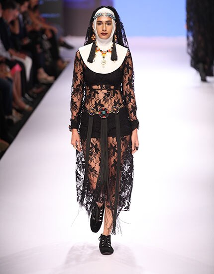 lakme fashion week day 4 monisha jaising 430x550 lakme fashion week day 4 monisha jaising 430x550