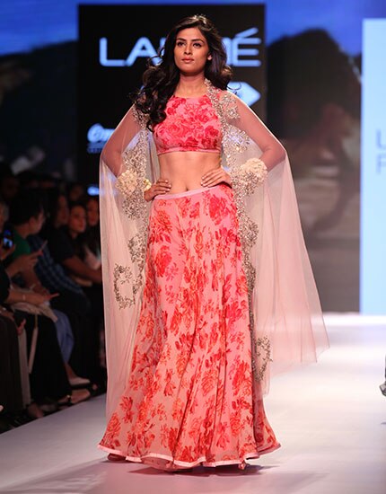 lfw day 5 show neeta lulla 430x550 lfw day 5 show neeta lulla 430x550