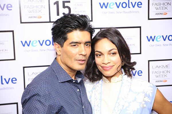 manish malhotra rosario fashion rising 600x400 manish malhotra rosario fashion rising 600x400