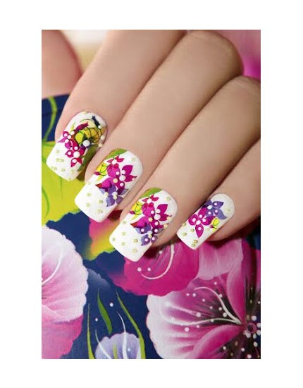 manicure trends for wedding functions shimmer 430x550 manicure trends for wedding functions shimmer 430x550