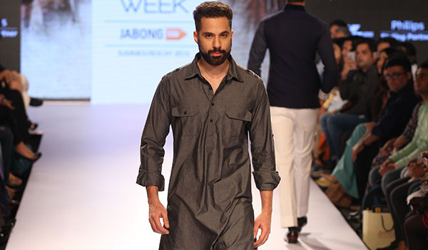RAGHAVENDRA RATHORE'S ROYAL REPRISE