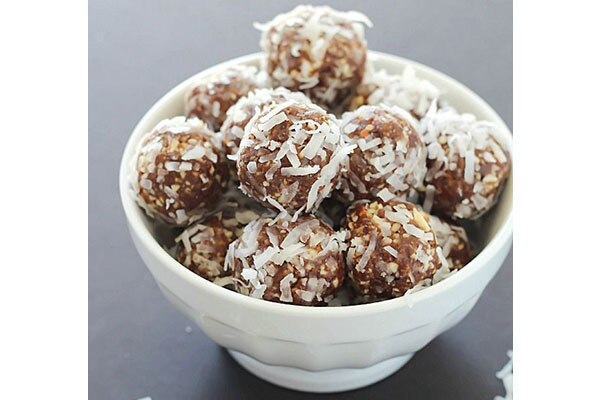 Fruit and Nut balls Fruit and Nut balls