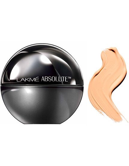 when to discard makeup products kajal lip colours 430x550 when to discard makeup products kajal lip colours 430x550